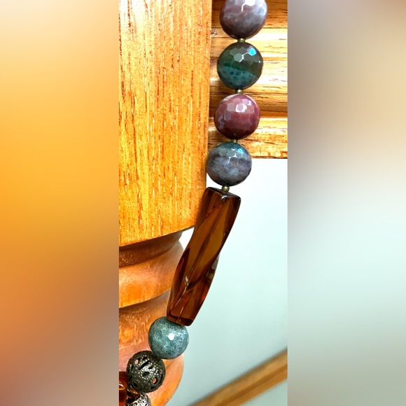 Handmade Necklace in Earth Tones - Picture 6 of 7